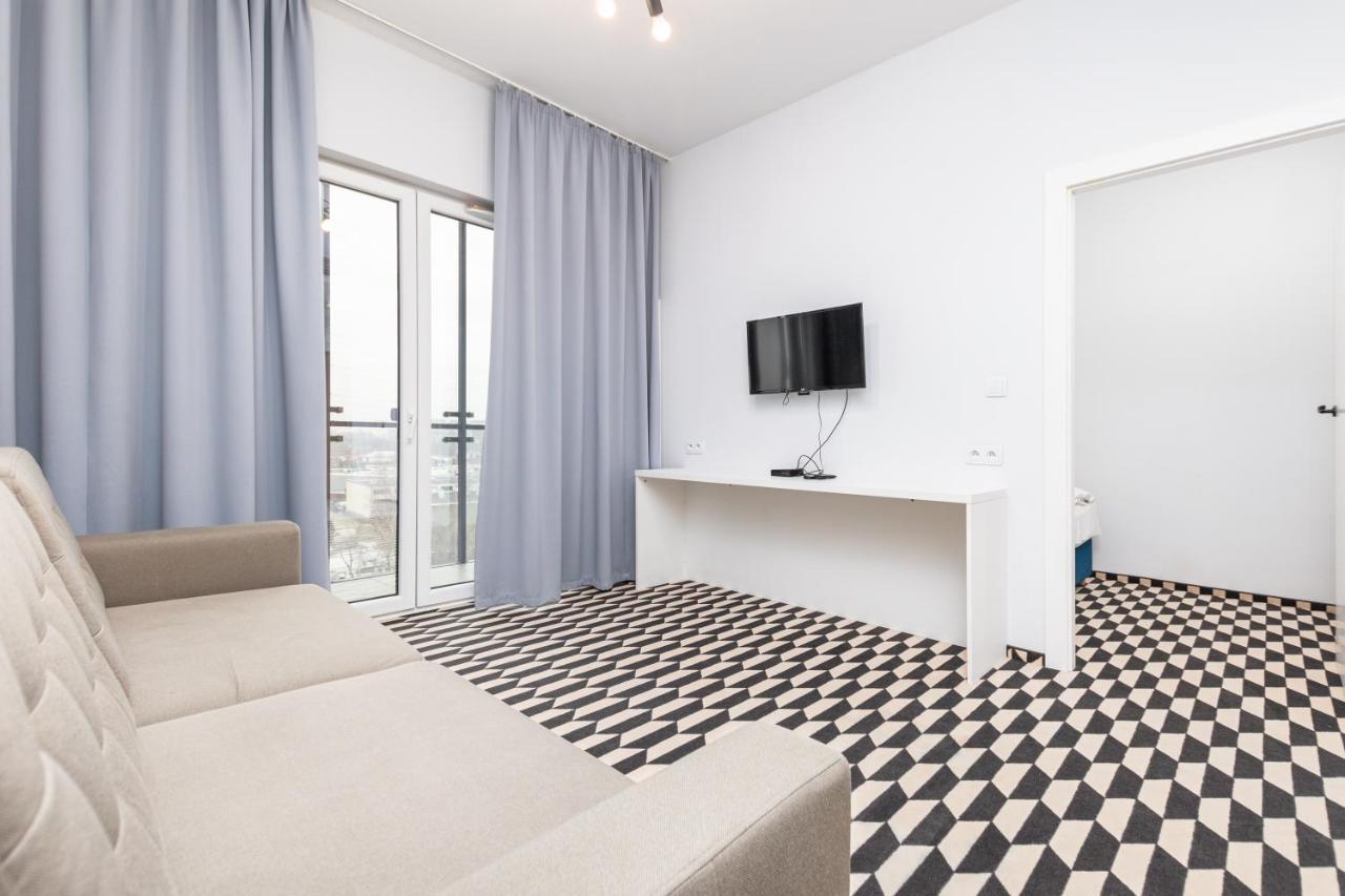 Ferienwohnung Prymasa Tysiaclecia 83A Warschau Exterior foto